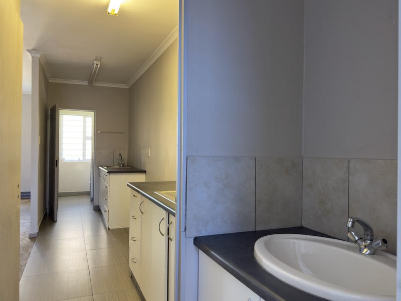 To Let Commercial Property for Rent in Wynberg Western Cape
